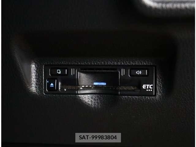 Toyota SIENTA 2023-07 8882158-13