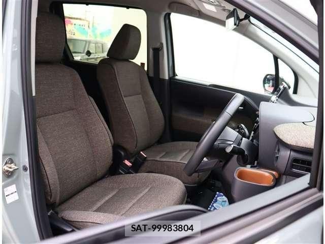 Toyota SIENTA 2023-07 8882158-16