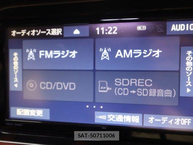 Toyota SIENTA 2018-09 8882178-13