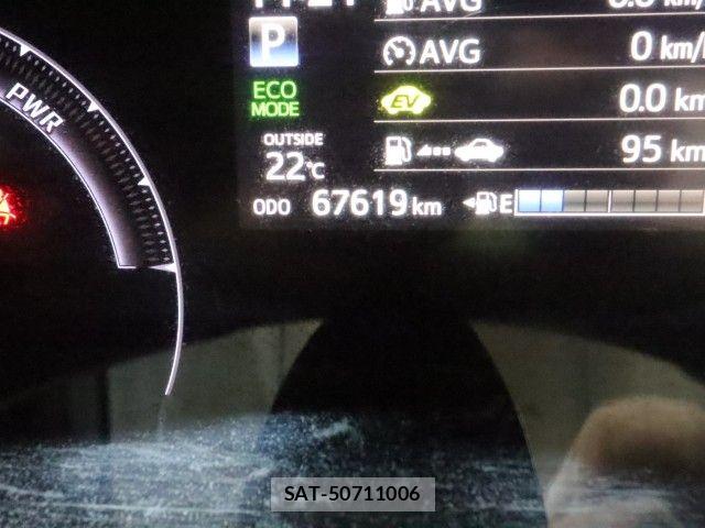 Toyota SIENTA 2018-09 8882178-28