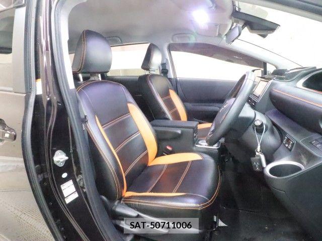 Toyota SIENTA 2018-09 8882178-3