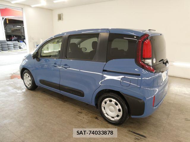 Toyota SIENTA 2023-08 8884351-1