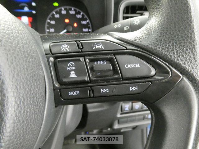 Toyota SIENTA 2023-08 8884351-26