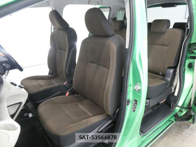 Toyota SIENTA 2015-07 8884353-16