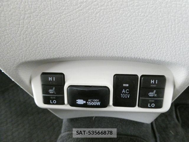 Toyota SIENTA 2015-07 8884353-24