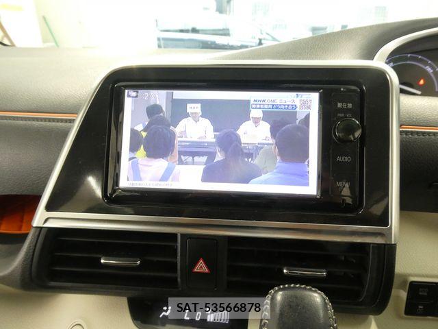 Toyota SIENTA 2015-07 8884353-26