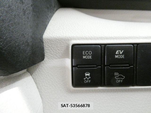 Toyota SIENTA 2015-07 8884353-28