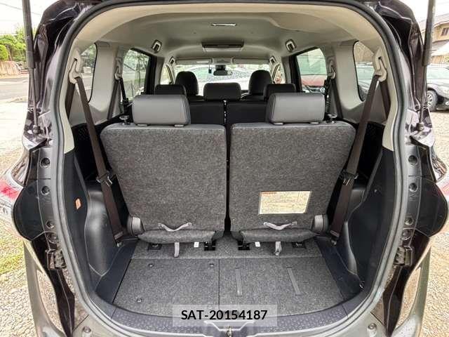 Toyota SIENTA 2018-08 8884352-14