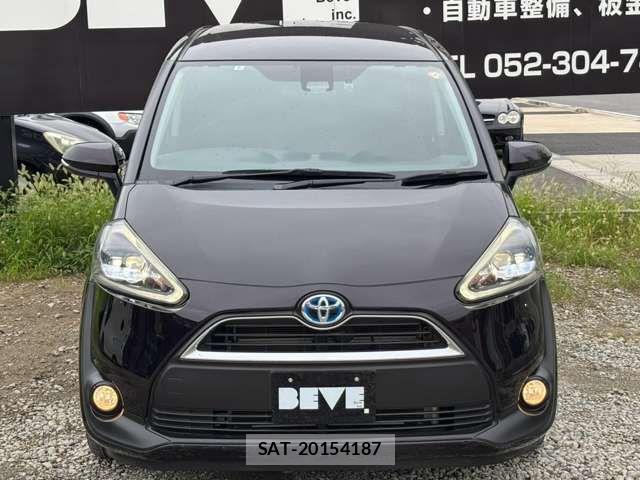 Toyota SIENTA 2018-08 8884352-17