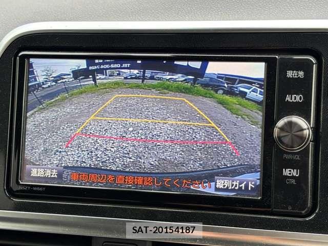 Toyota SIENTA 2018-08 8884352-5