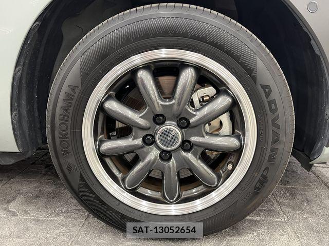 Toyota SIENTA 2024-06 8884348-10
