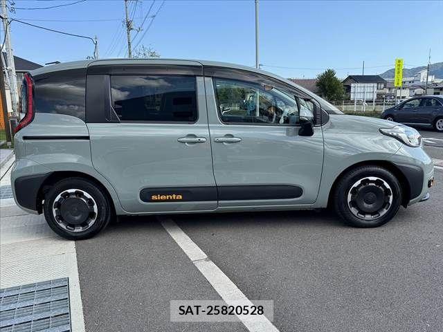 Toyota SIENTA 2023-05 8884349-10