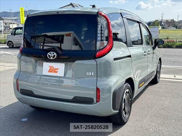Toyota SIENTA 2023-05 8884349-12