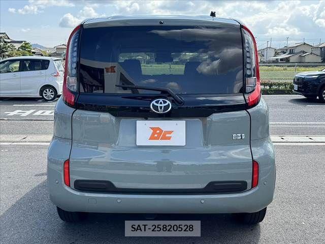 Toyota SIENTA 2023-05 8884349-13