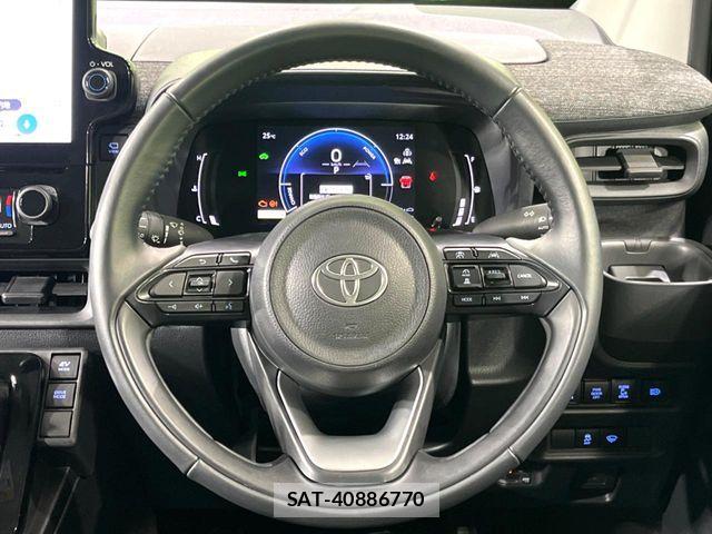 Toyota SIENTA 2024-09 8884347-11