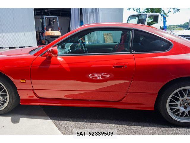 Nissan SILVIA 2000-01 7252343-16