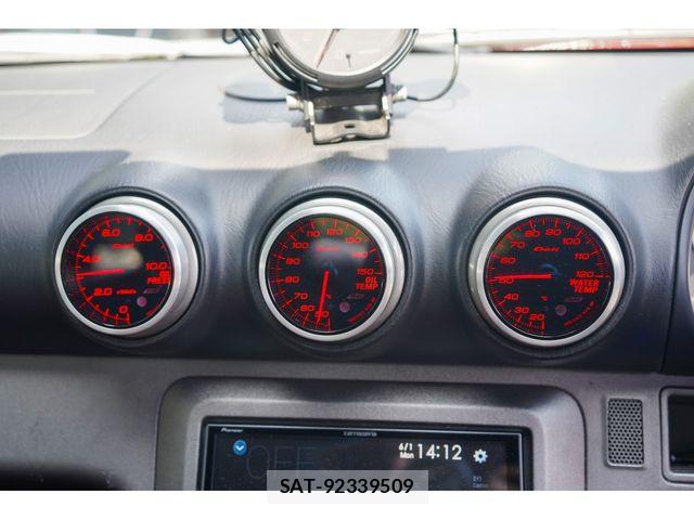 Nissan SILVIA 2000-01 7252343-27