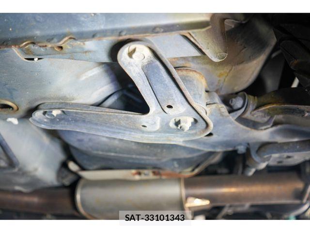 Nissan SILVIA 2000-09 7252345-24