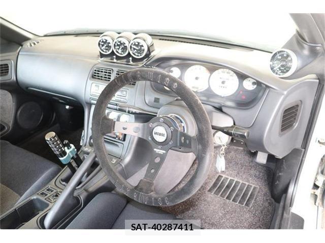 Nissan SILVIA 1996-01 8210215-8