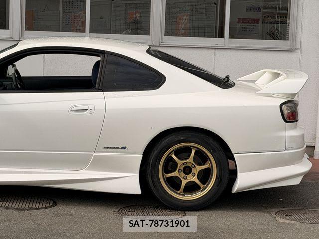 Nissan SILVIA 2000-06 8368726-9