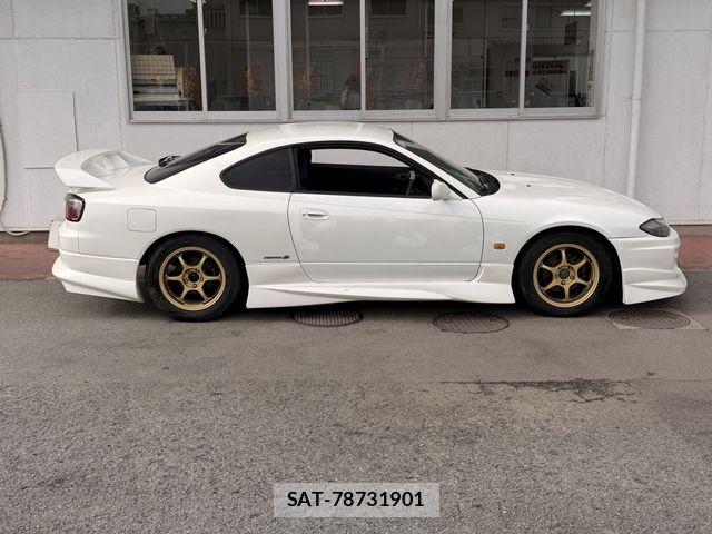 Nissan SILVIA 2000-06 8368726-3