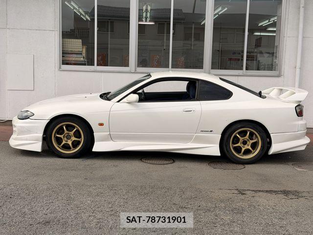 Nissan SILVIA 2000-06 8368726-7
