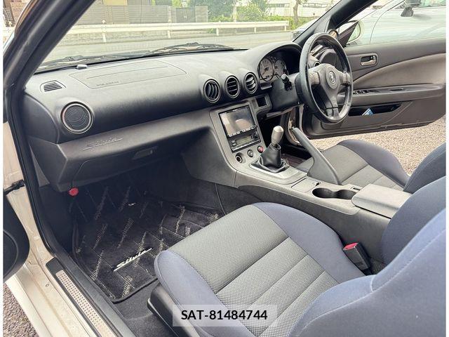 Nissan SILVIA 1999-02 8884356-9