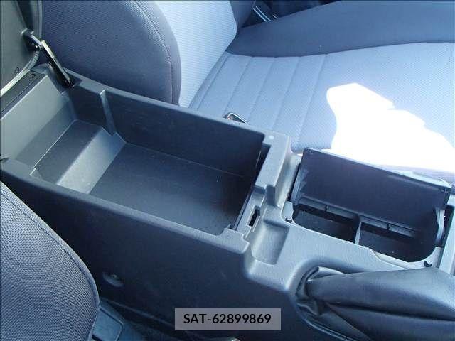 Nissan SKYLINE 1999-05 1208660-29