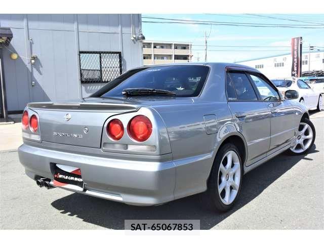 Nissan SKYLINE 2000-11 1299821-12