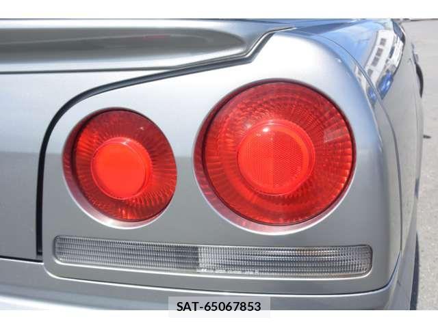 Nissan SKYLINE 2000-11 1299821-17