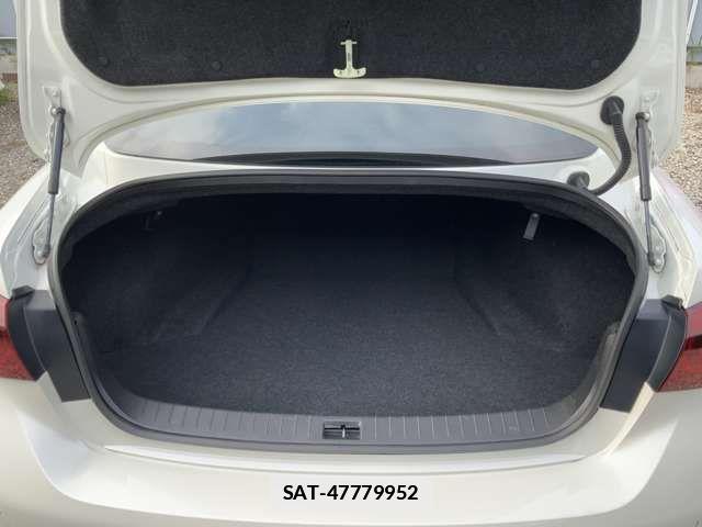 Nissan SKYLINE 2020-02 1306772-13