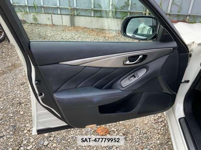 Nissan SKYLINE 2020-02 1306772-19