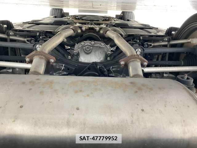 Nissan SKYLINE 2020-02 1306772-7