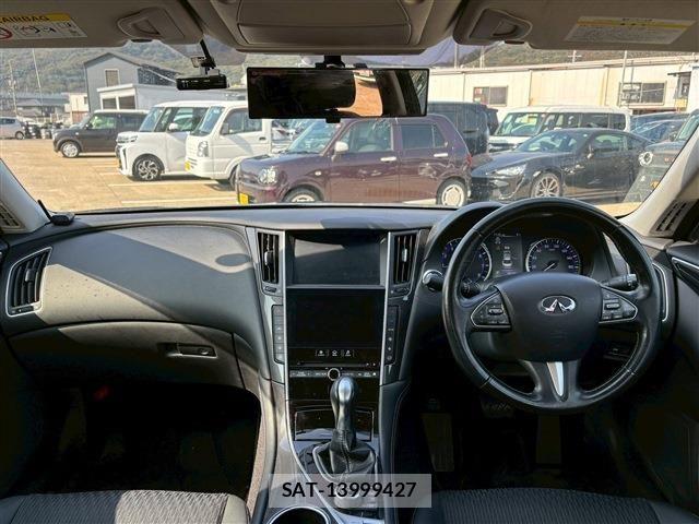 Nissan SKYLINE 2016-08 3683606-1