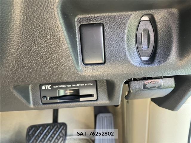 Nissan SKYLINE 2012-12 5878722-22