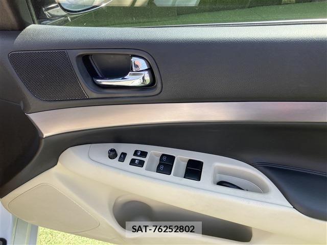 Nissan SKYLINE 2012-12 5878722-23