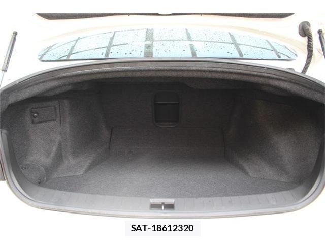 Nissan SKYLINE 2015-03 5878724-28