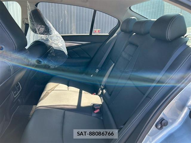 Nissan SKYLINE 2015-02 6018796-14