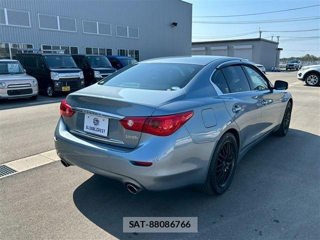 Nissan SKYLINE 2015-02 6018796-5