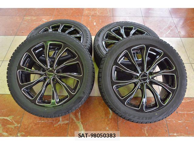 Nissan SKYLINE 2017-11 6018795-24