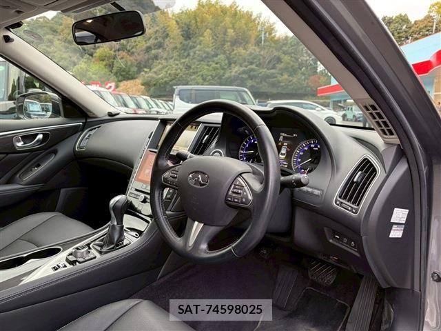 Nissan SKYLINE 2015-07 6018798-21