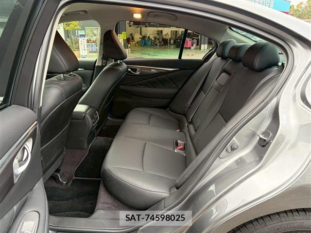 Nissan SKYLINE 2015-07 6018798-4