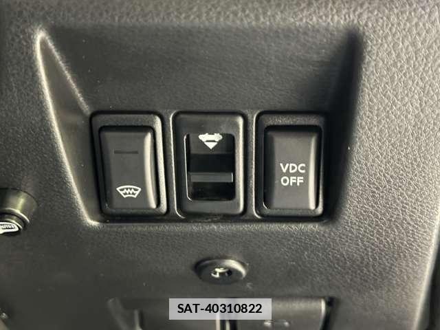 Nissan SKYLINE 2003-10 6018801-12