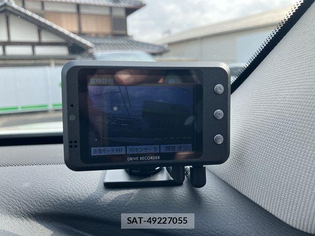 Nissan SKYLINE 2020-02 6018776-16