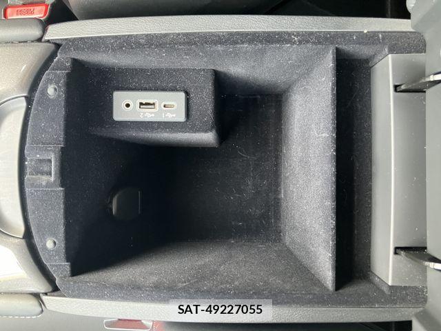 Nissan SKYLINE 2020-02 6018776-18