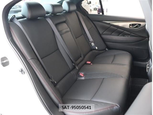 Nissan SKYLINE 2023-11 6503288-16