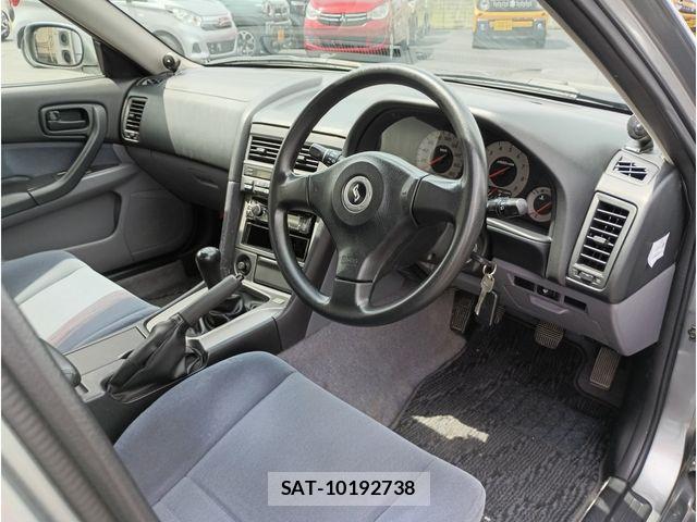 Nissan SKYLINE 2001-06 6614863-17