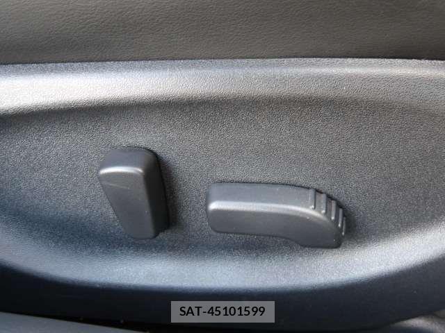 Nissan SKYLINE 2021-12 6614864-16