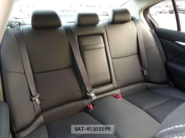 Nissan SKYLINE 2021-12 6614864-17