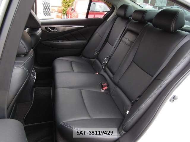 Nissan SKYLINE 2014-06 6753325-12